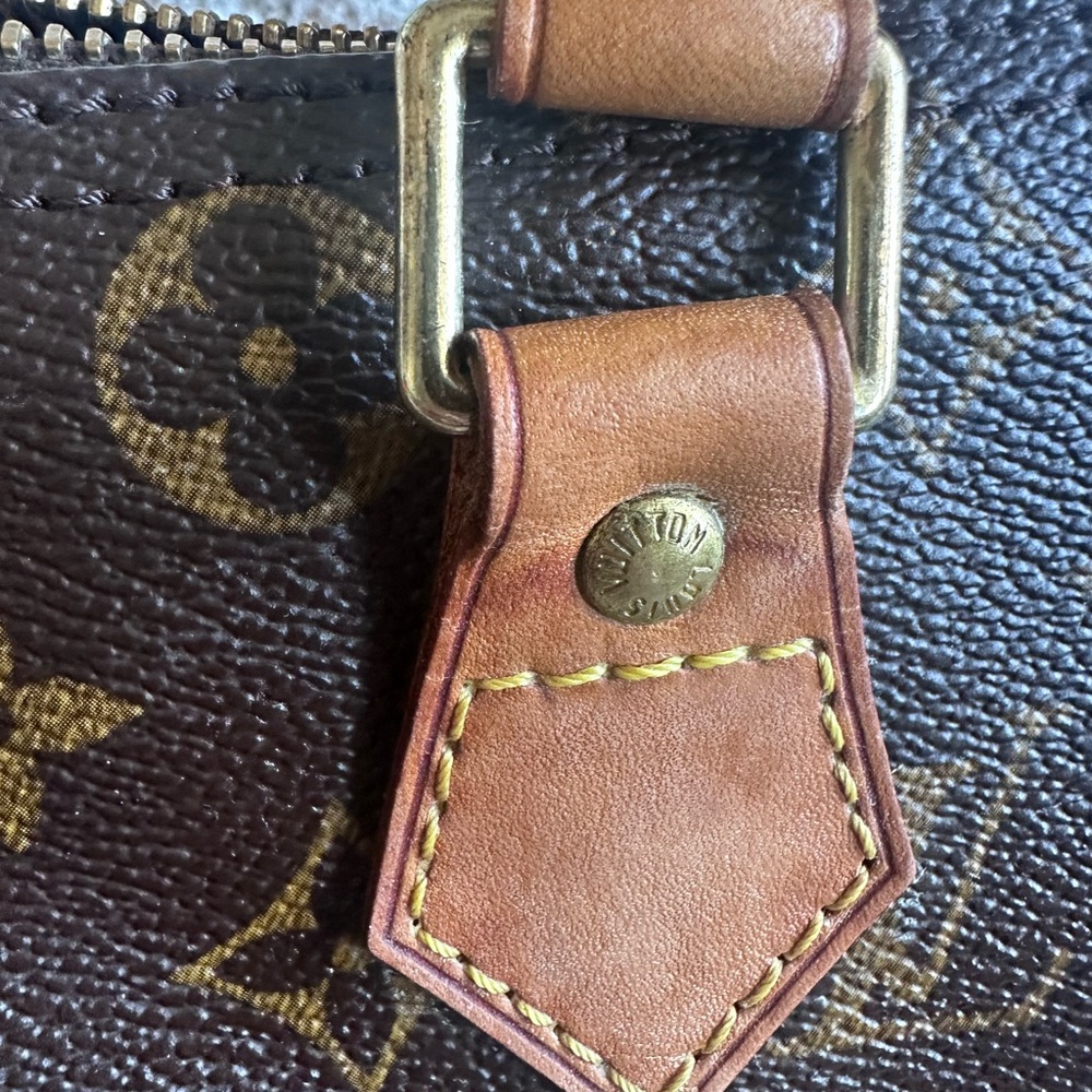 Louis Vuitton Vintage Speedy 30 - Picture 6 of 16
